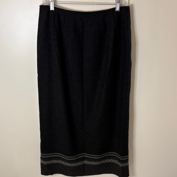 Eddie Bauer Black Midi Skirt with Gray Accents - Picture 5 of 5